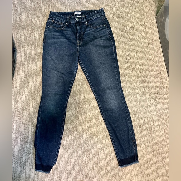 Good American Jeans - Picture 3 of 6